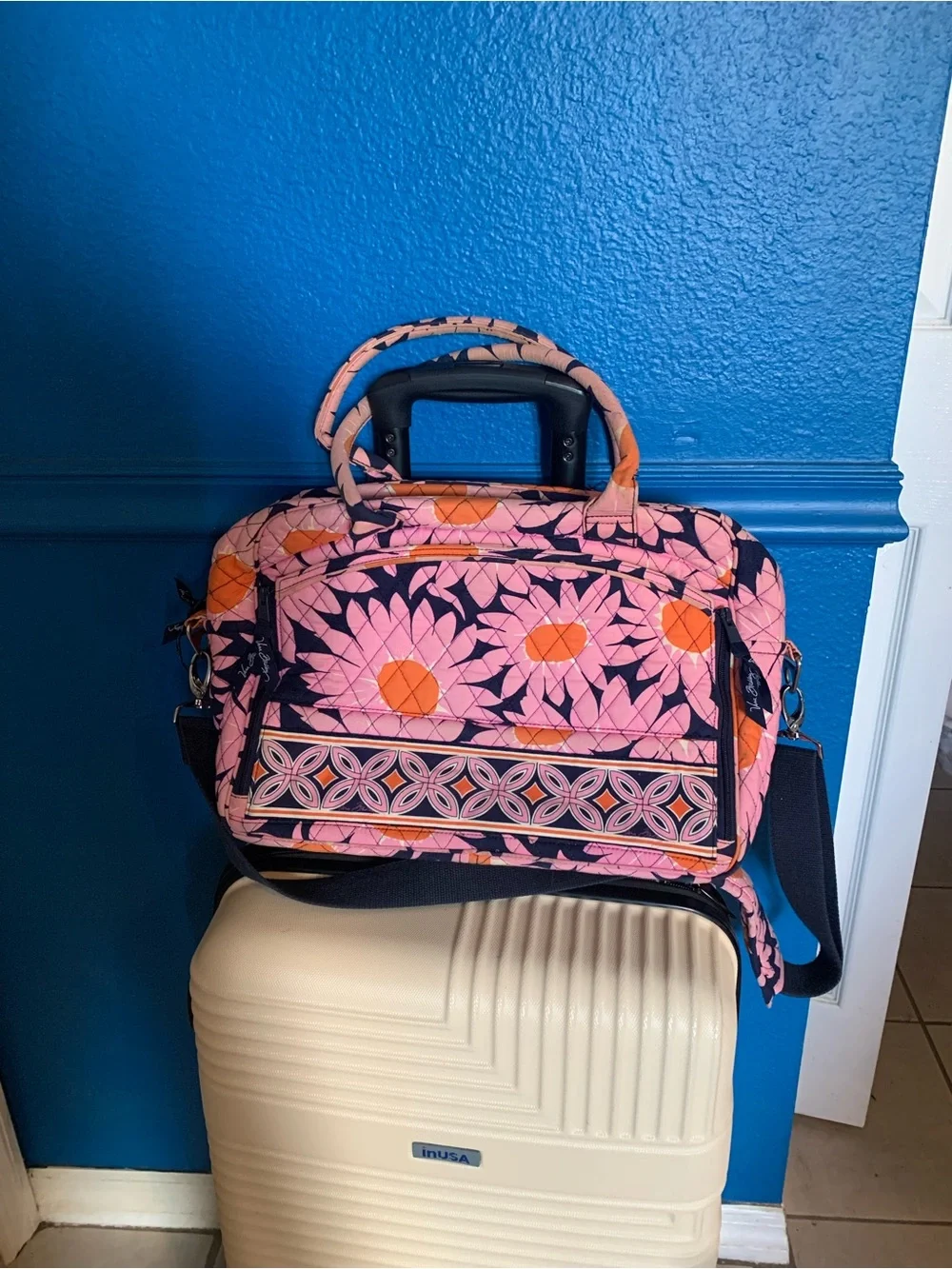 Vera Bradley Quilted Pink & Orange Patterned Women’s Laptop Travel Bag